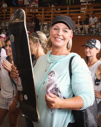 <!--sr19photos-->

Congratulations to this Mom for catching that Mini Logo board in the Product Toss.
