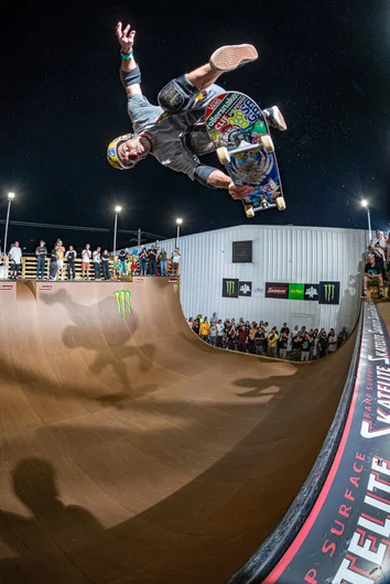 Andy hanging on for this kickflip indy.


<!--TampaAm2023provertlegendsjambony-->