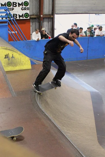 <!--cotc17-->

Chris Blake came out with the Plus Skateshop Crew and ?owed around the park like he lived here. 