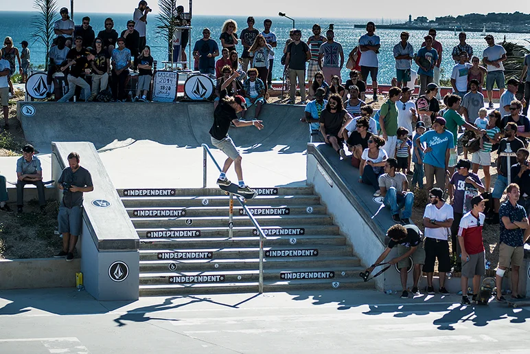 <!--daport14sun-->

When Rotterdam's own Tim Zom isn't signing autographs or getting photos with the locals, he's destroying the course with tricks like this feeble down the Best Trick rail.