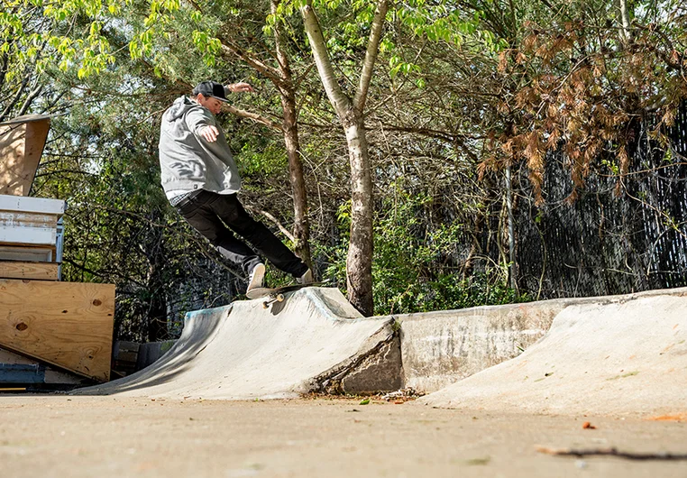 <!--daatl17-bt-->

If this Front Rock from Matt Milligan doesn’t show you that our staff rips then I’m sorry I just don’t know what does.  ; )