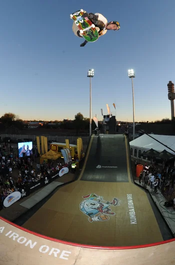 Bob's 720 to fakie was serious.<!-- Maloof Money Cup South Africa 2012 -->