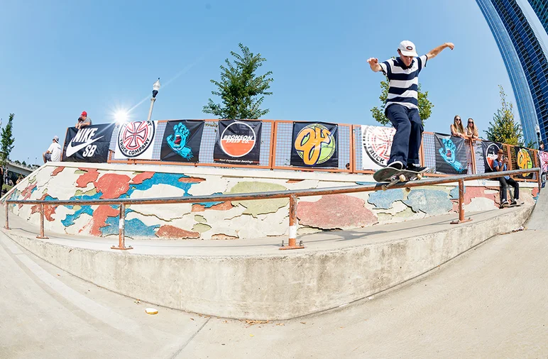 <!--dachi18bt-->

Carter Wood sits on a Front Feeble till completion.
