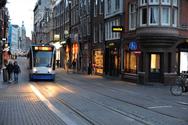 Out in the streets, these silent trains Amsterdam