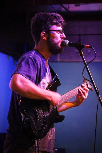 <!--softrolls18-->
Tyler Radford came out to play first and jammed out alone, his iMac holding the beat while he strummed away on the guitar. The vibes went up right away.