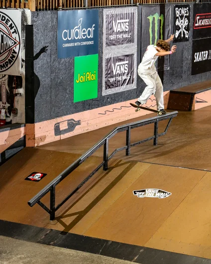 Quinn Harbin with a Front Crook


<!--harvestjam2023-->