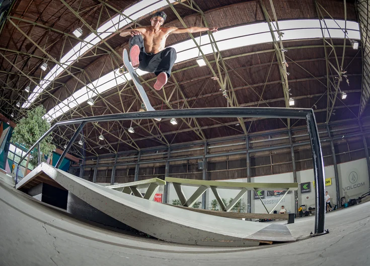 All the way from Argentina, Mauro Iglesias was ready to roll with a Tre Lip.

<!--damnambreda22practice-->