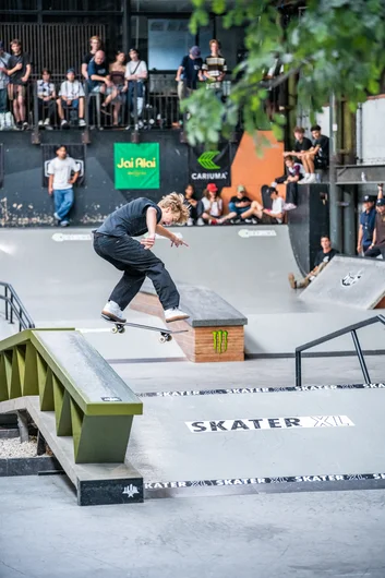 Vitus takes his kickflip into a back tail on this run.

<!--damnamnetherlandsday3-->