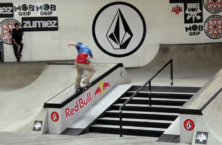 Brodie Penrod - backside 180 nosegrind back to forward.<!-- Damn Am Costa Mesa 2013 Presented by Volcom -->