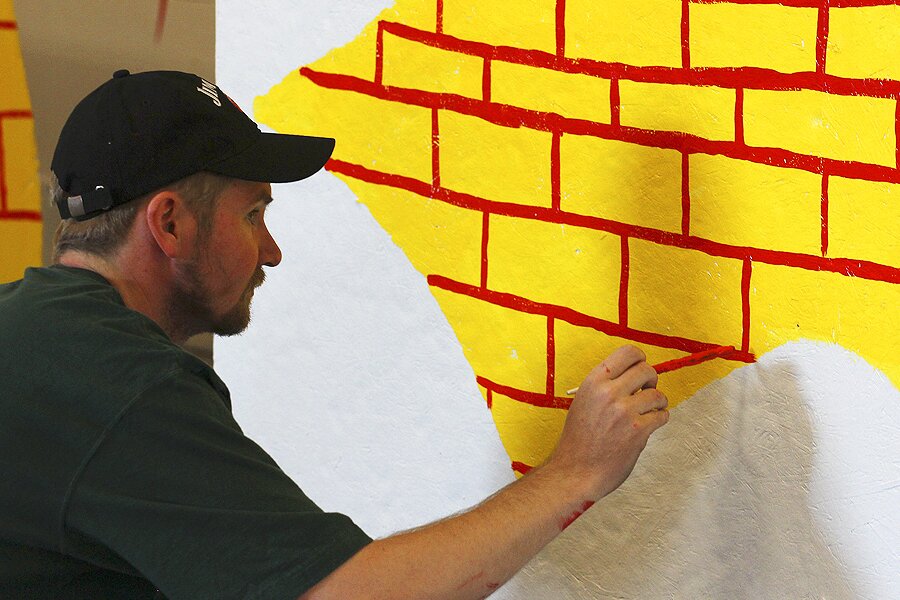 Andrew Schoultz Paints The Pro Course