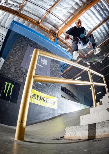 Before announcing, Manny sets it off!

<!--damnamla22practice-->