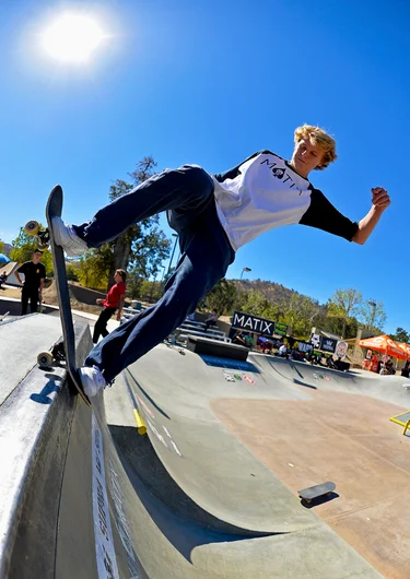 <!--ww14d3-->

Jared Cleland killed the Semi-Finals qualifying himself first for the Finals, ollie up To noseblunt.







