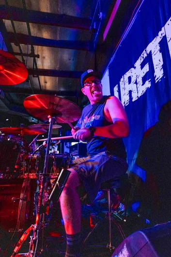 Tongues out!


<!--tampapro22urethane-->