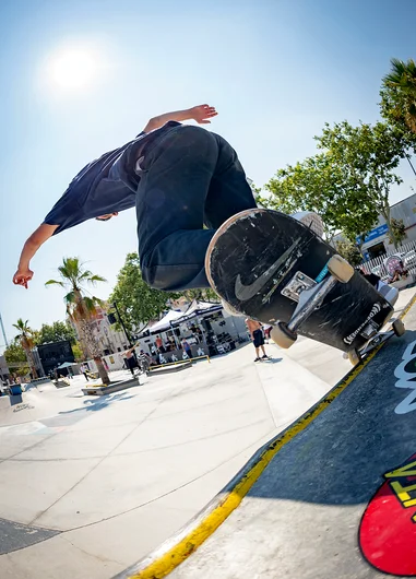 <!--dabarcypractice-->

Noah Nayef poses the question, why kickturn when you can Back Nosegrind Pop-In?
