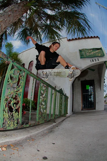 <!--toaweekend-->

This was the first spot of the day. I know Jimmy Lannon got some clips here before so this Ollie over the fence came at ease.