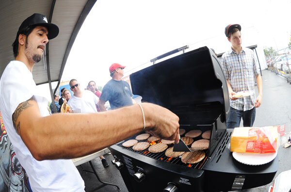 Porpe does it all from announcing to contest setup