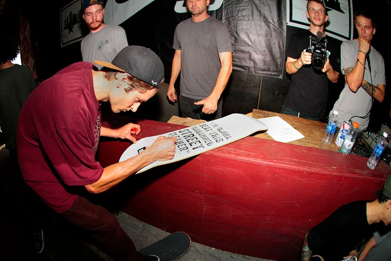 <!--toaweekend-->

After everyone was done skating they had the whole team sign and give out a board.