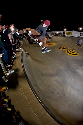 Gavin had no problem flipping his board around in the dark!

<!--TampaAm21ConcreteJam-->