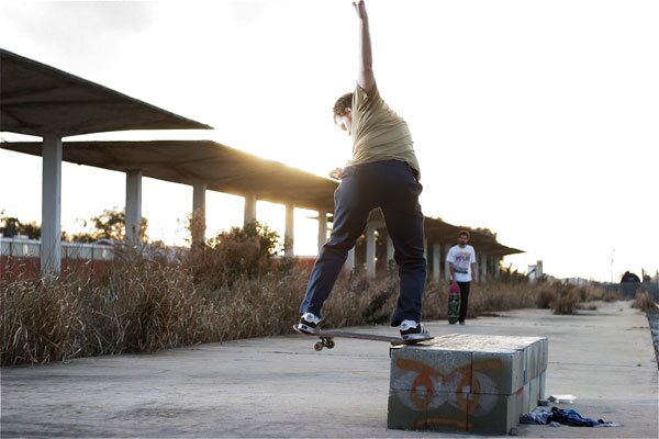 Pat Stiener - frontside half cab noseslide