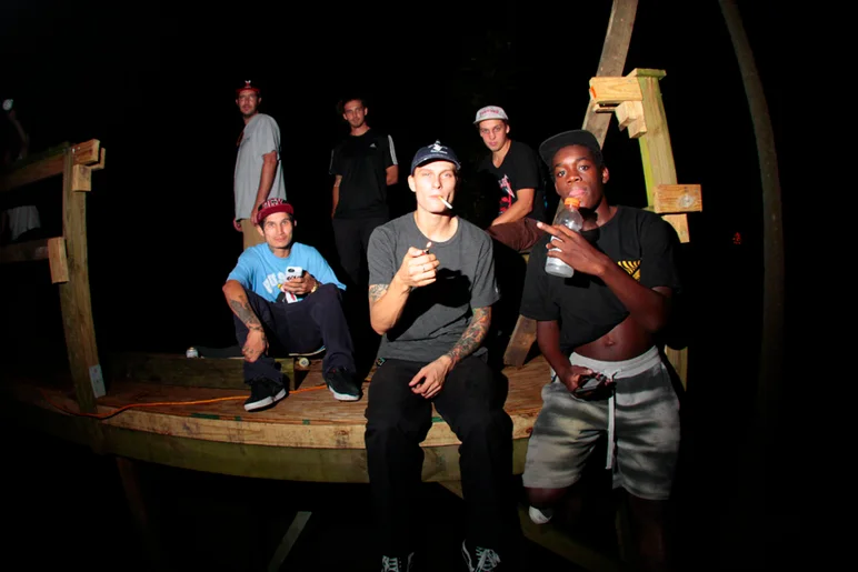 <!--exp115-->

Squad photo. John Gow, Jean-Luc, Frankie Heck, Robby Kirkland, Eric McKenney and Zion.