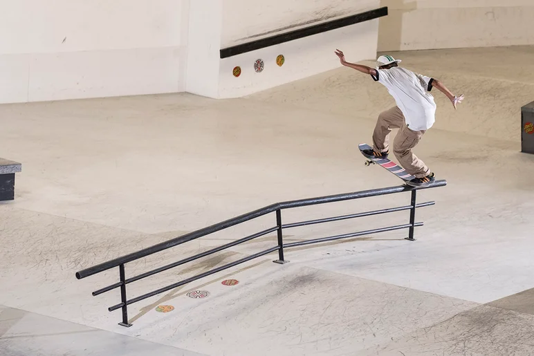 <!--daams17qual-->

Mano Wolf - Frontside Bluntslide