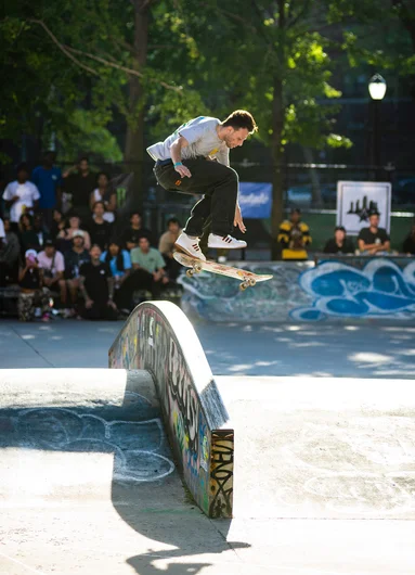 From the hump to the bump, Kenny Gonzalez Late Shuvs.

<!--damnamnyc2022day2-->