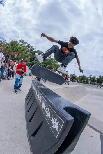 <!--gsd21-->
SPoT local Myles Booker does a Kickflip over the barrier in the 