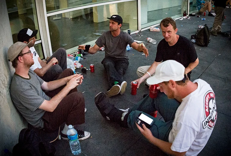 <!--barcygsd-->

The SPoT crew finally caught on to the vibe, sat among their trash, and talk’t some shit... upon drinking sewer beers.
