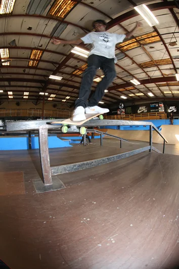 <!--cad16-->

Kris Clayton always killing it! Bs smith.