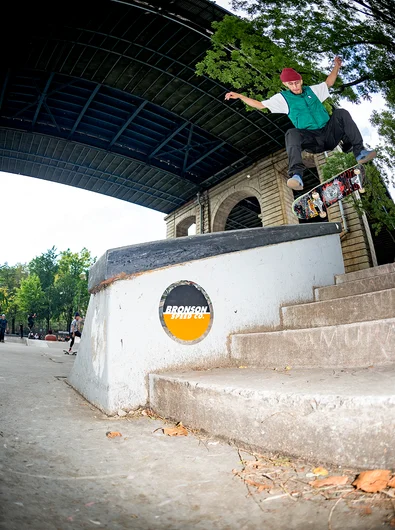 <!--dany18finalsphotos-->

Jonathan Perez comes from the same city as the OG Hubba, so this lil’ mock imitation is child's play. Nollie Heel Nose.