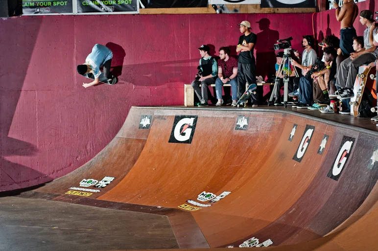 <!--ta14-sd-->

Wallrides are sick, Haden McKenna shows us how its done.