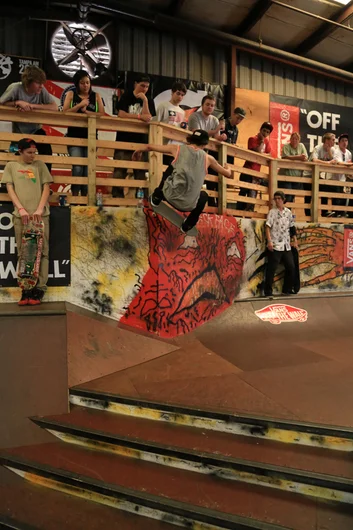 <!--coc2014-->
Jereme Knibbs - ollie up to FS wallride.