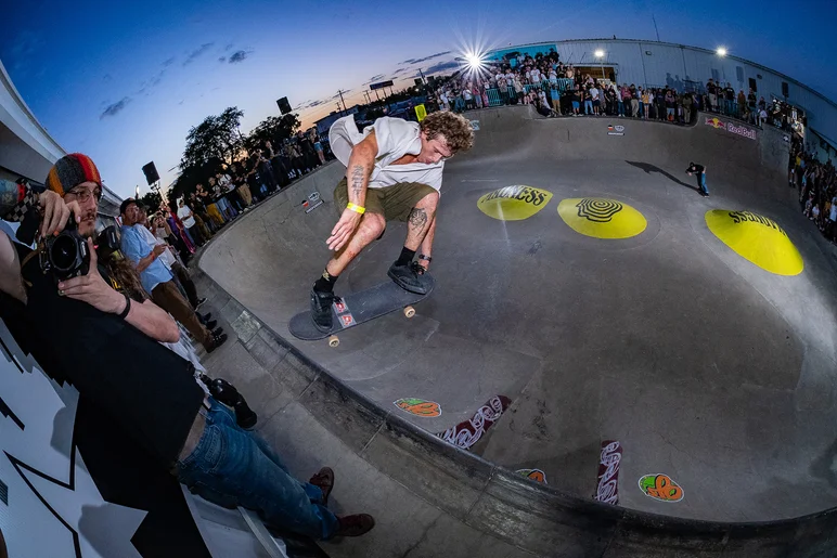 Jaime over the door gap