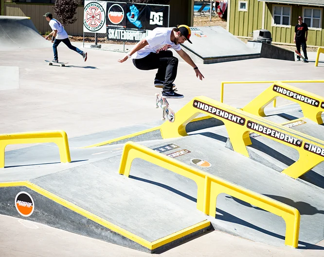 <!--daww16-day2-->

This is a still of JP Oliveira’s Cab Flip Backlip,  Not a lot of justice to be given.