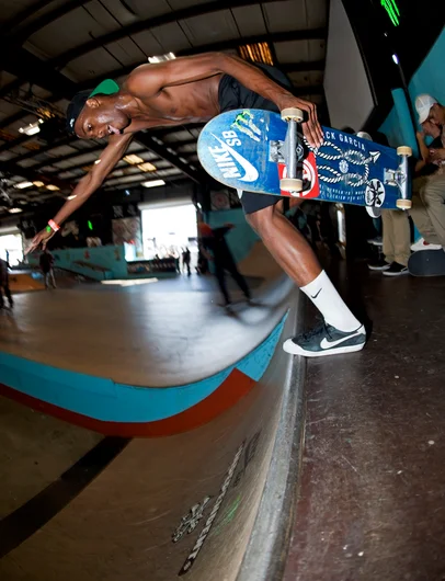 <!--am15friday-->

Gabriel Fortunato goes Michael Jordan on a Backside Boneless.