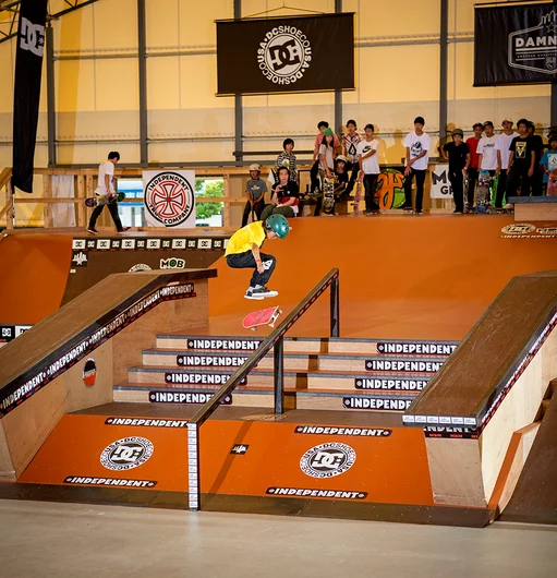 <!--daja18-quals-->

Young gun, Sena Watanabe handles the Heelflip FSBS To Fakie for 4th Place in Best Trick.
