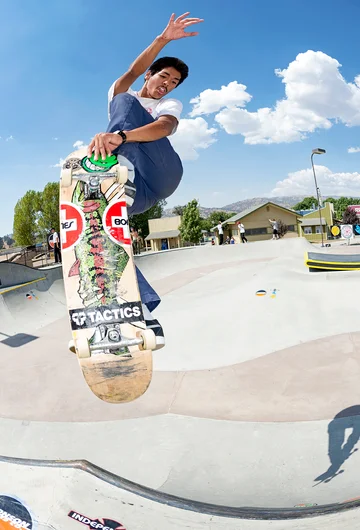 <!--daww17prac-->

When you live in Portland you better know how to rip some Trantran, Austin Thongvivong abides.