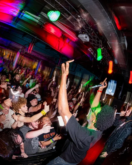 Kairo @kairotypebeat handled the decks