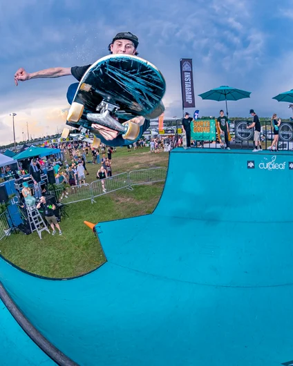 Peter putting the board right into the camera. Love when I get a shot like this. 

<!--floridagrovesfest23-->