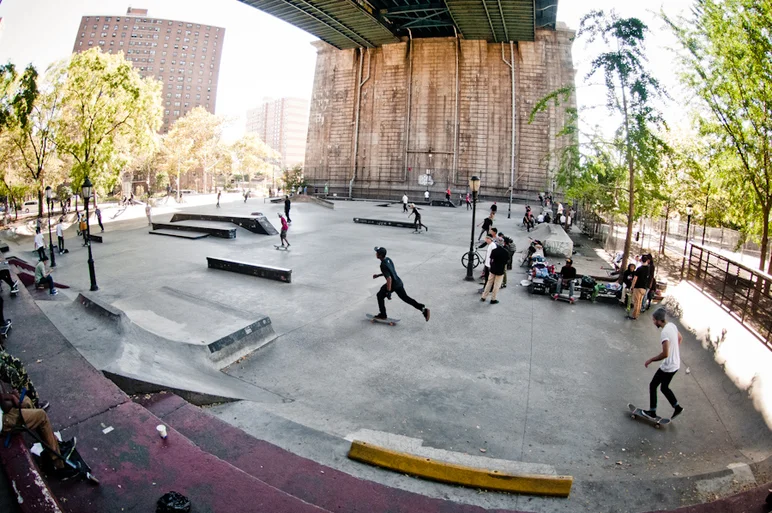 <!--danyc14-->

Even before noon the park was starting to fill up for practice.