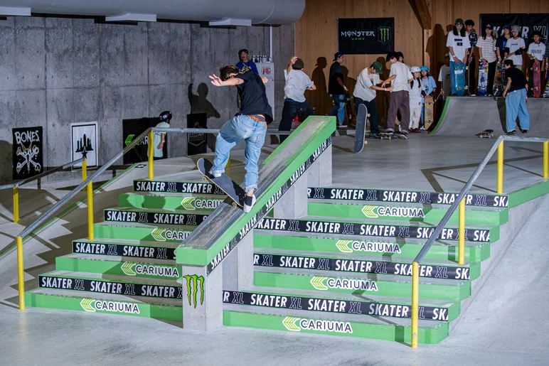 Takumi front blunt perfection down the center piece hubba.


<!--damnamjapan2023mensqualifiers-->