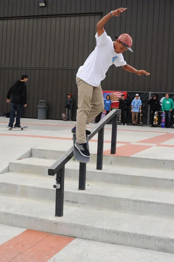 Who Dat?  Back smith.<!-- Damn Am Woodward 2012 -->