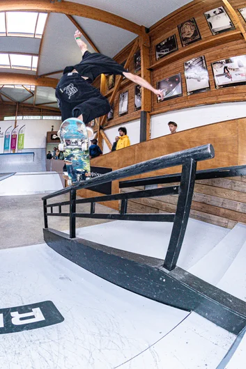 Always loved this angle for a back overcrook!

<!--farnhigh2024-1-->