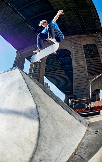 <!--danyc17practice-->

Alex Midler Fakie Flips into that tight spot.