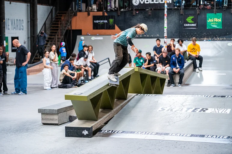 Julian went for most tricks landed. Here's just one of the many: blacksmith back 360 out


<!--damnamnetherlandsday2besttrick-->