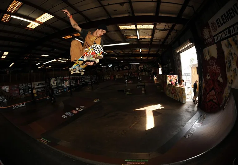 <!-- amdec13fri -->

Dolan Stearns supercharged the morning with these massive airs and a unique way of skating.