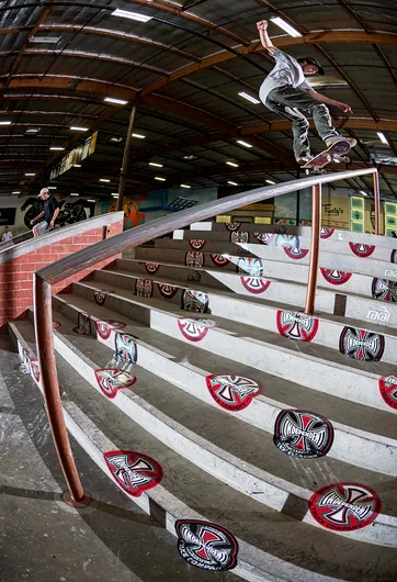 <!--dala19practice-->

Will Mazzari whips around this place like a madman, Fakie Back Lip.
