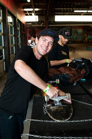 Trent McClung, getting those trucks just right for tomorrow's Qualifier.

<!--tampapro23day1-->