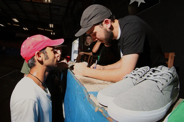 <!--theflarephotos-->
Before we showed the videos, we had ourselves a good ole fashioned Best Trick. Shop Manager Kirby got everyone signed in.