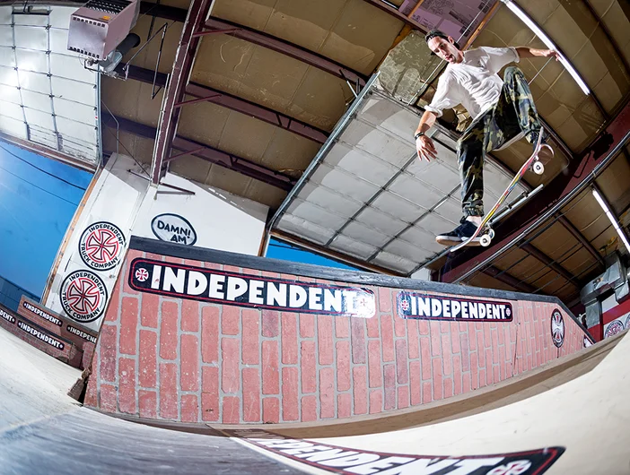 <!--dachi19d1-->

Mike Piwowar feelin’ comfy on his home turf with a Tre Noseslide.
